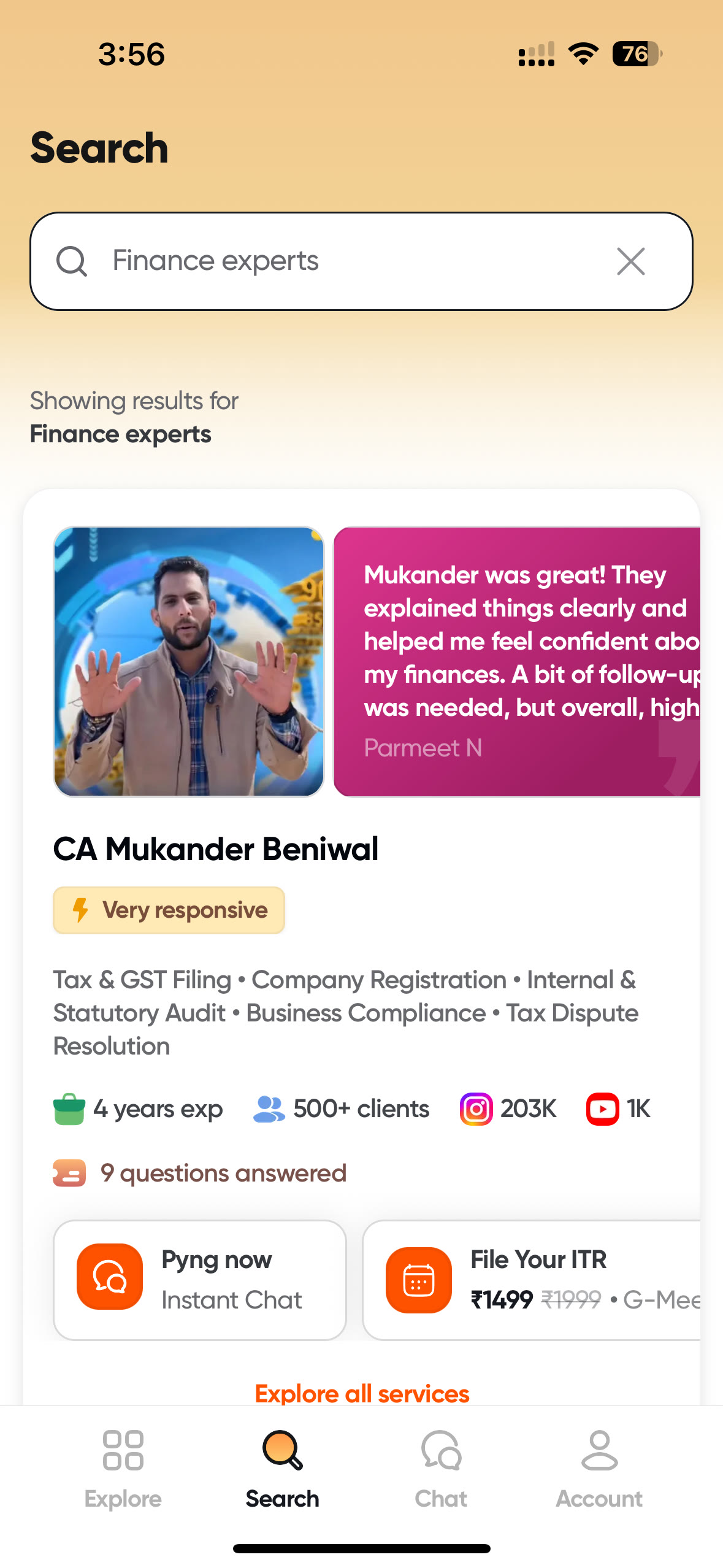 Pyng search results screen showing an expert profile, trust signals, services, and chat.